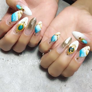 21年 新着順 変形フレンチ ラメ ラメグラのネイルデザイン ネイルブック