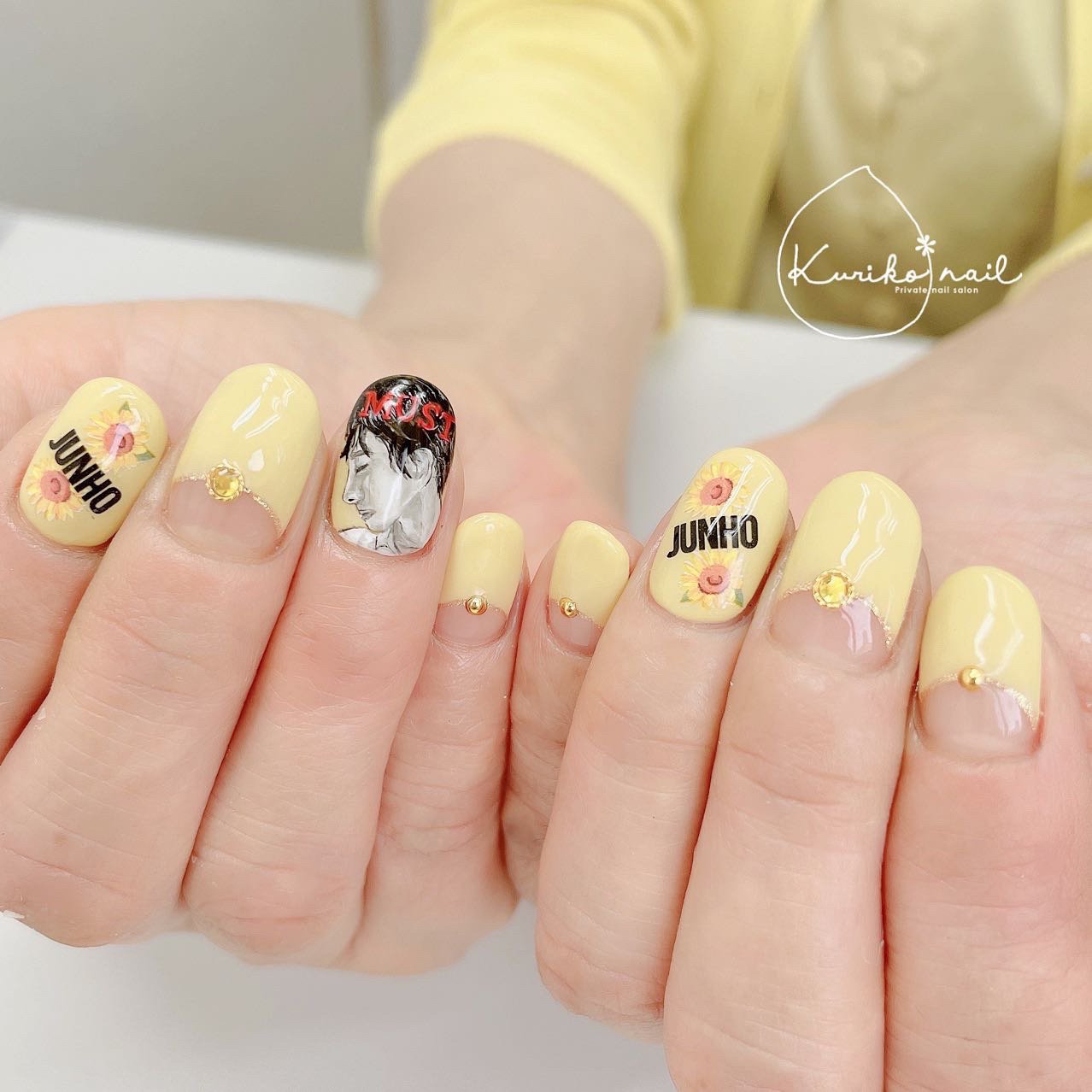 オールシーズン ハンド フレンチ フラワー 痛ネイル Kuriko Nailのネイルデザイン No ネイルブック