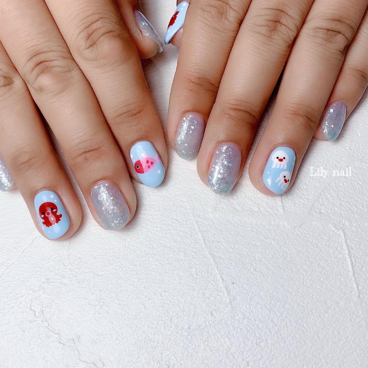 夏 海 ホログラム ラメ キャラクター Kiyoのネイルデザイン No ネイルブック