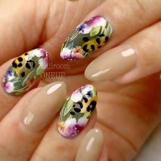 ボタニカル 派手ネイルのネイルデザイン ネイルブック