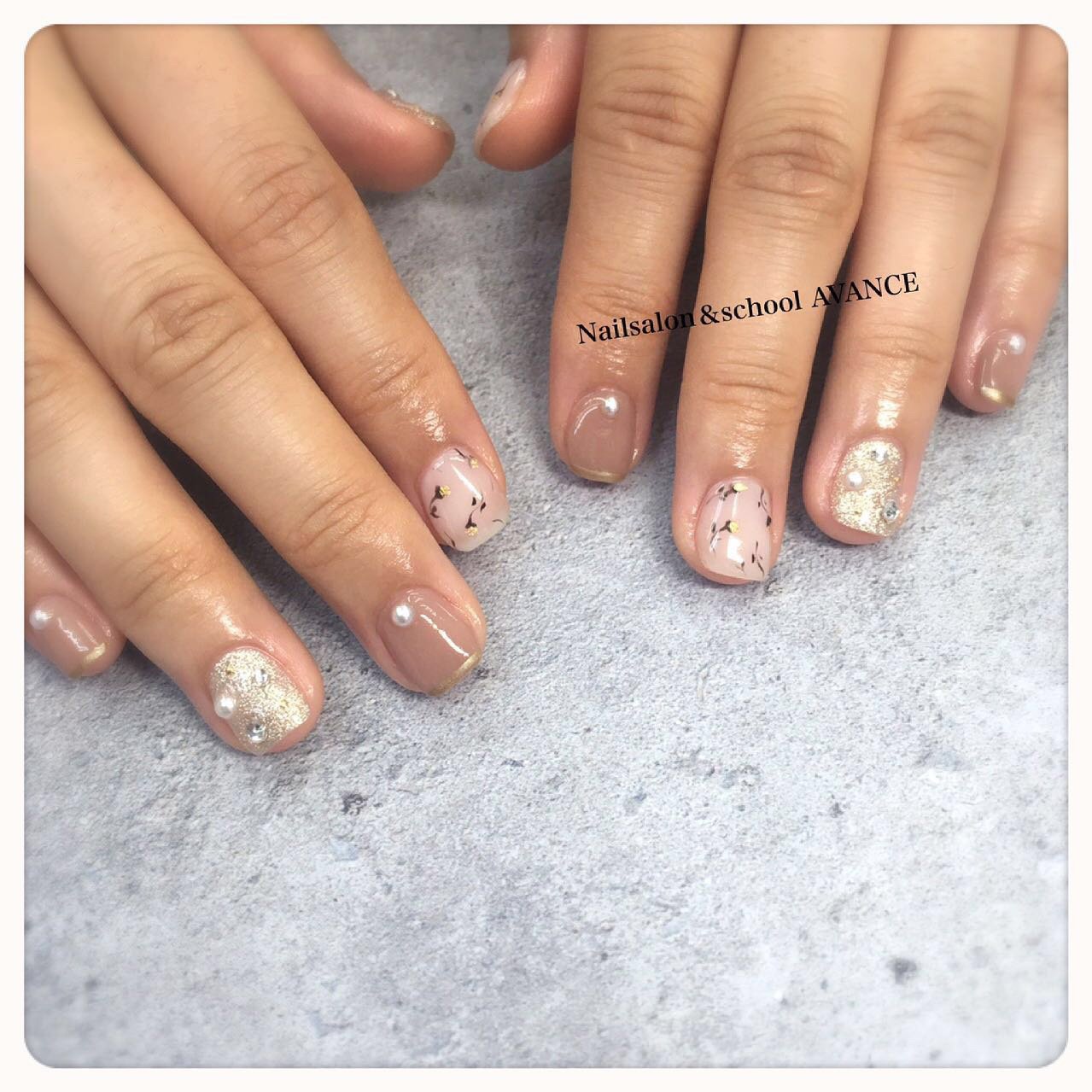 春 夏 オールシーズン ハンド シンプル Avancenailのネイルデザイン No ネイルブック