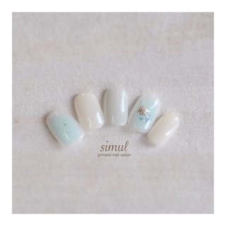 ＊newデザイン①＊ ふんわりチークデザインに夏パーツ🐚
・
#7月定額デザイン
・
#チークネイル #貝殻パーツ #夏ネイル #ブルーネイル #ネイルデザイン #newデザイン #サンプルチップ #調布ネイル #西調布ネイルサロン #木の温もり溢れるプライベートサロン #ネイルブック #nailbook #ネット予約できます　
・
・
⚪︎シンプルカジュアルなデザインが得意なサロンです
⚪︎詳しいサロン情報はネイルブックで✨
・
・
nailsalon simul

京王線西調布駅より徒歩5分
京王線調布駅より徒歩20分 #夏 #シェル #チーク #水色 #ジェルネイル #ネイルチップ #simul-シムール- #ネイルブック