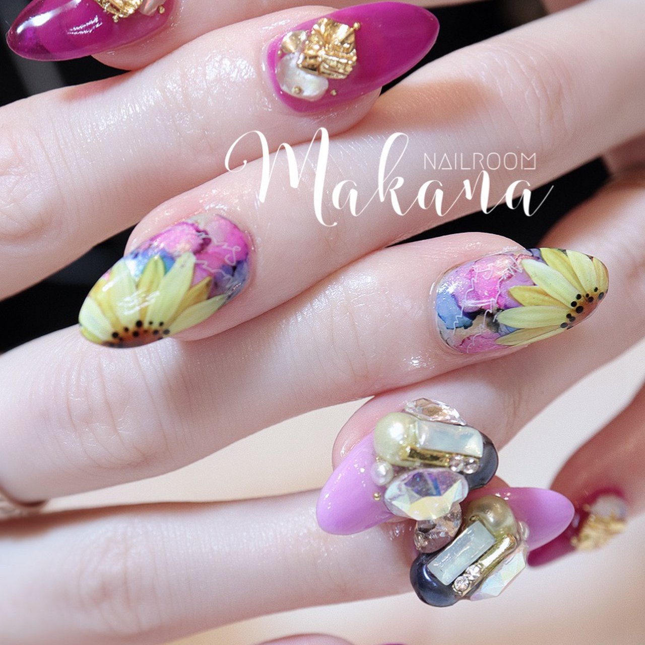 夏 旅行 海 リゾート ビジュー 青葉台ネイルサロン ネイルルームマカナnailroommakana のネイルデザイン No ネイルブック