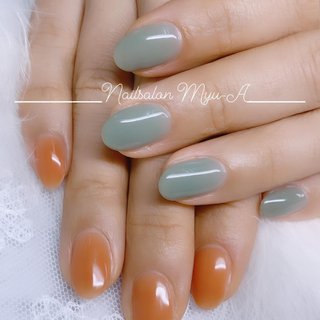 色違いネイルのネイルデザイン ネイルブック