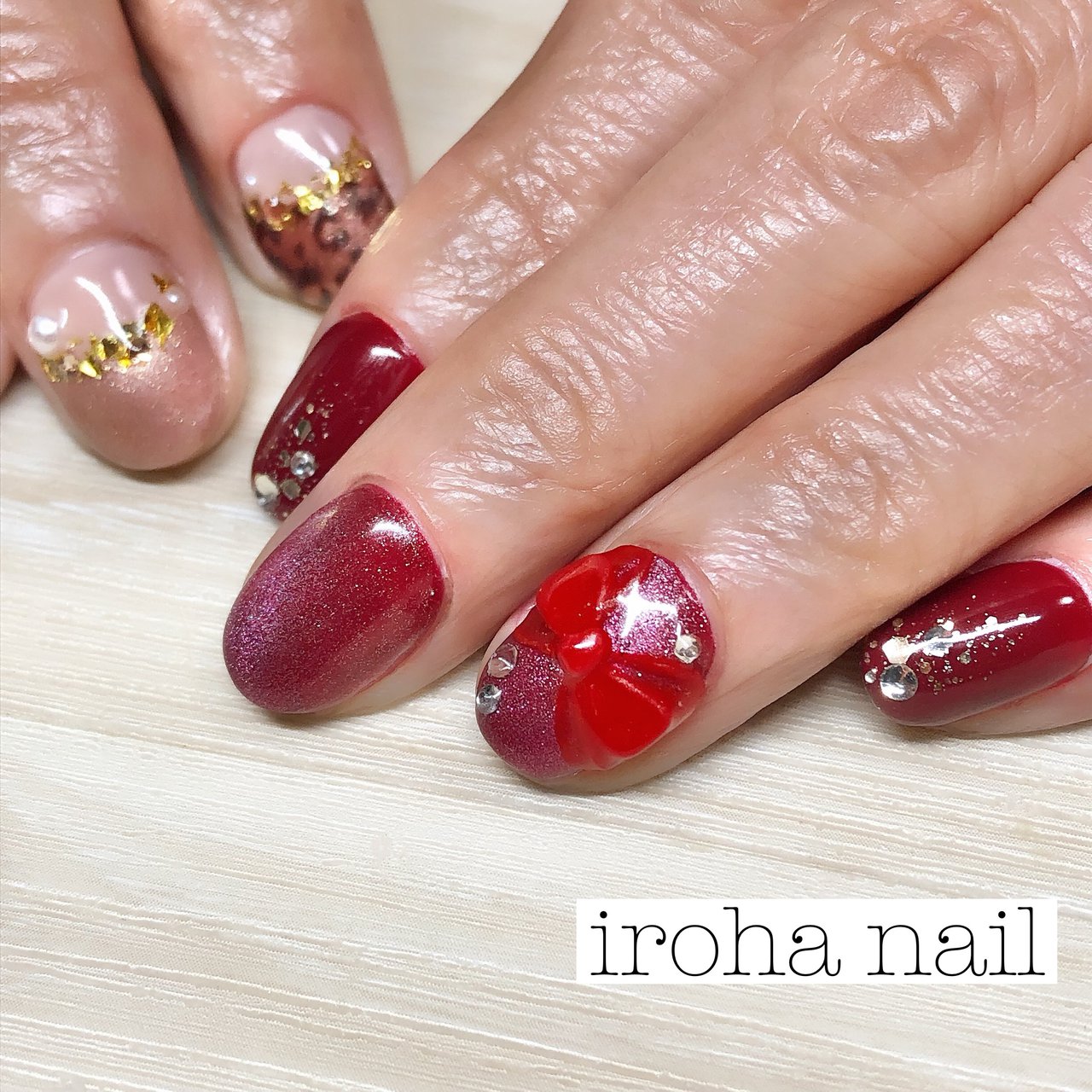 秋 冬 オールシーズン クリスマス ハンド Iroha Nail Neのネイルデザイン No ネイルブック