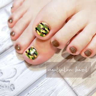 カモフラージュ イエローのネイルデザイン ネイルブック