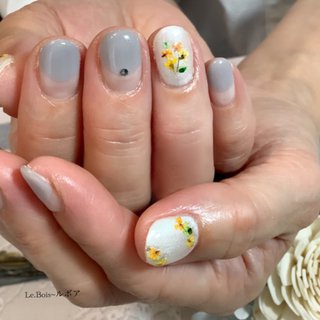 フレンチ ショート グレーのネイルデザイン ネイルブック