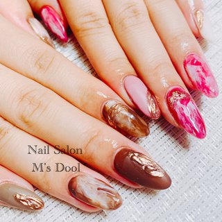 マット ピンク ブラウンのネイルデザイン ネイルブック