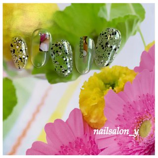 #クリアネイル #ニュアンスネイル 
#定額デザイン 
#定額制ネイル 
#7月定額デザイン 
#7月ネイル #夏 #梅雨 #女子会 #ハンド #ホログラム #ラメ #ニュアンス #ホワイト #クリア #ブラック #NailSalon_y #ネイルブック