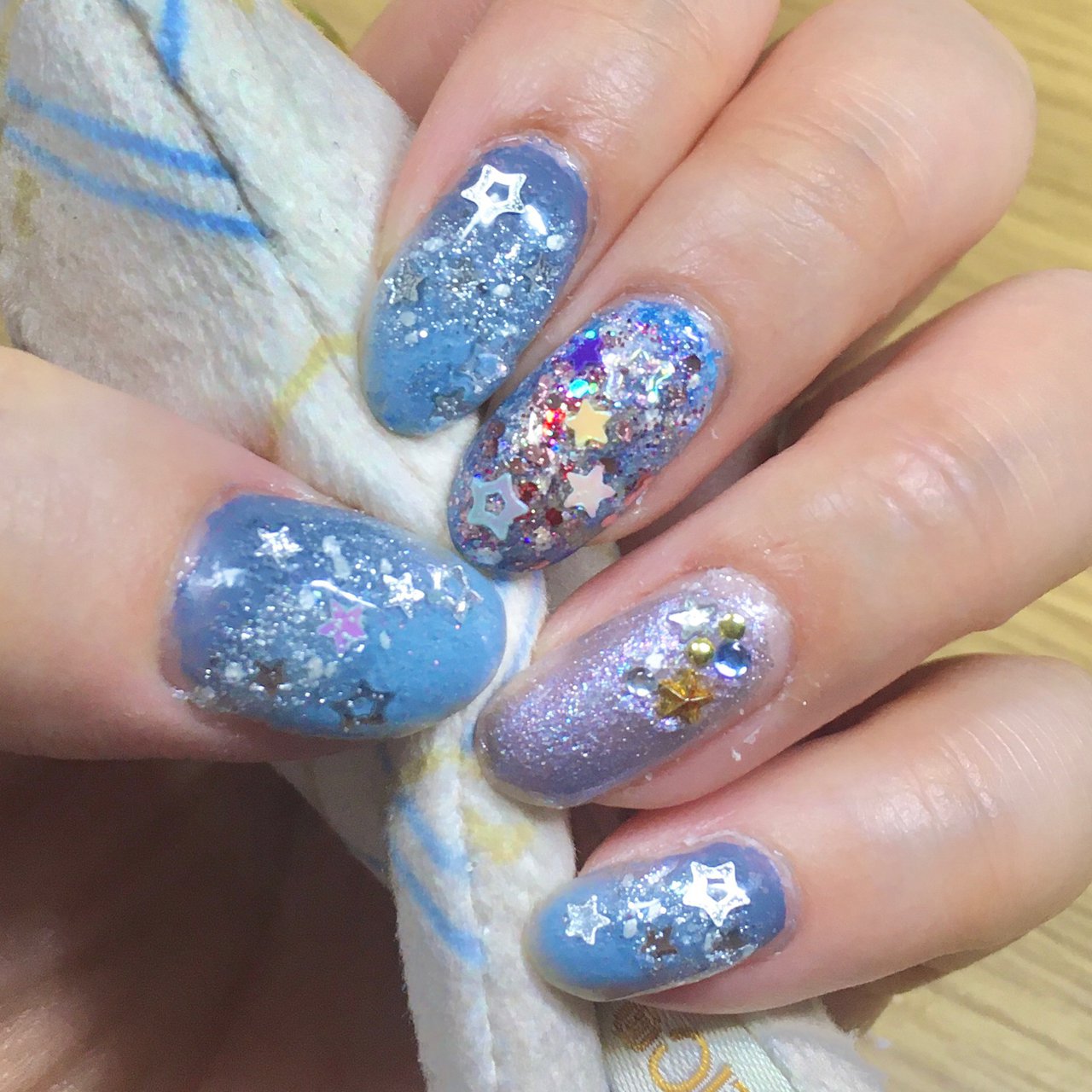 夏 七夕 ハンド ラメ 星 Namiyutterのネイルデザイン No ネイルブック