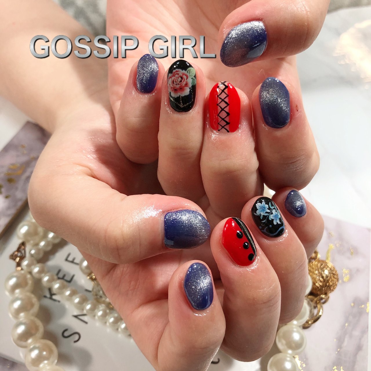 ハンド レッド ブルー ブラック お客様 Gossip Girlのネイルデザイン No ネイルブック