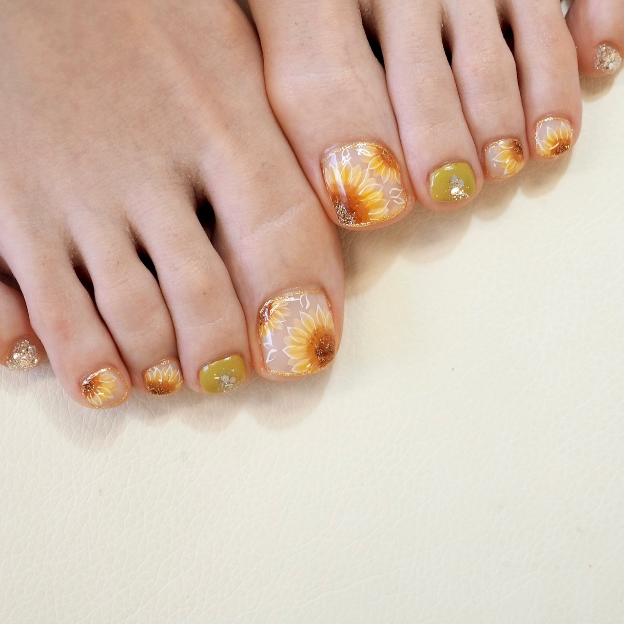 フット フラワー Grace Miyabiのネイルデザイン No ネイルブック