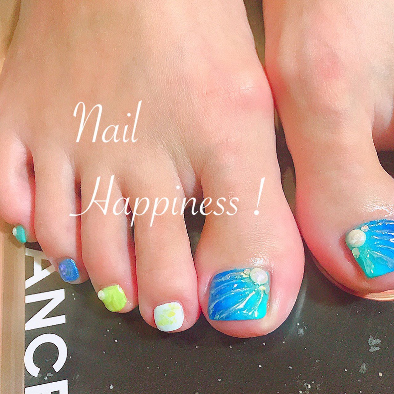 夏 オールシーズン 海 リゾート フット Nail Happiness ネイルハピネス ささきまきのネイルデザイン No ネイルブック