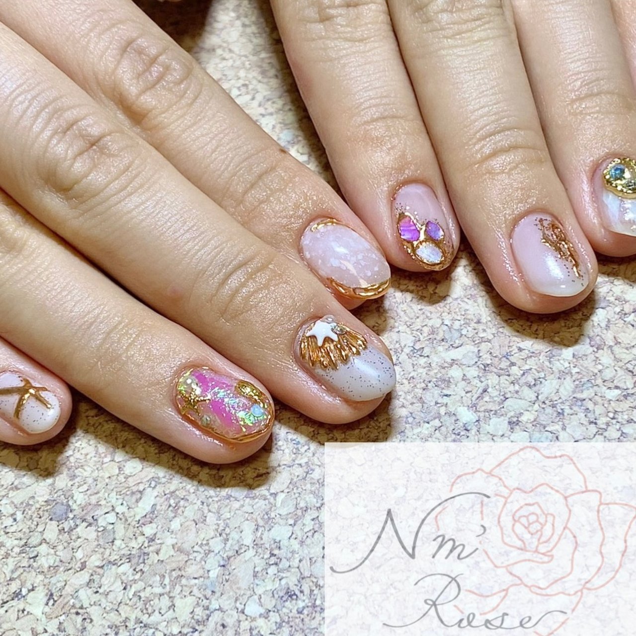 夏 海 リゾート 女子会 ハンド Nm Rose エミュローズ 広島のネイルデザイン No ネイルブック