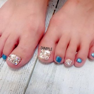 ストーン盛りネイルのネイルデザイン ネイルブック