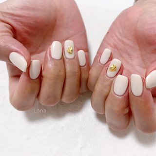 アイボリーネイルのネイルデザイン ネイルブック