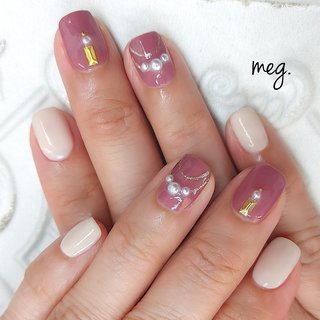 . ２回目のご来店のお客様.
パールネックレス風の
定額デザインにパーツをプラス.
ありがとうございました♡
.
.
#お客様ネイル
#定額デザイン
#パールネックレス
#ショートスクエア
.
.
#ジェルネイル #大人可愛いネイル#パールネイル #パーツデザイン#スクエアオフ#ショートネイル #お洒落ネイル#ちゅるんレッド#ボルドーネイル #ビジューネイル #フェザーネイル #浜松市ネイル#浜松市ネイルサロン#ネイリスト#浜松市ネイル#三島町#浜松市南区ネイルサロン#浜松#個室サロン#プライベートサロン#Nailsalonmeg. #夏 #オールシーズン #ハンド #シンプル #ビジュー #パール #ショート #ベージュ #ピンク #ジェルネイル #お客様 #meguppe #ネイルブック