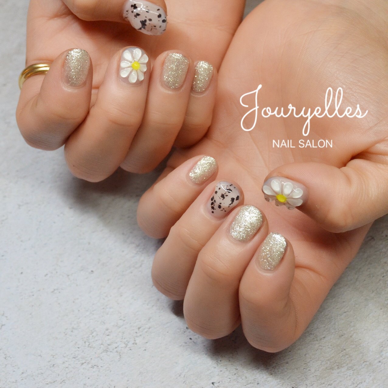 春 夏 ハンド ラメ フラワー Jouryellesのネイルデザイン No ネイルブック