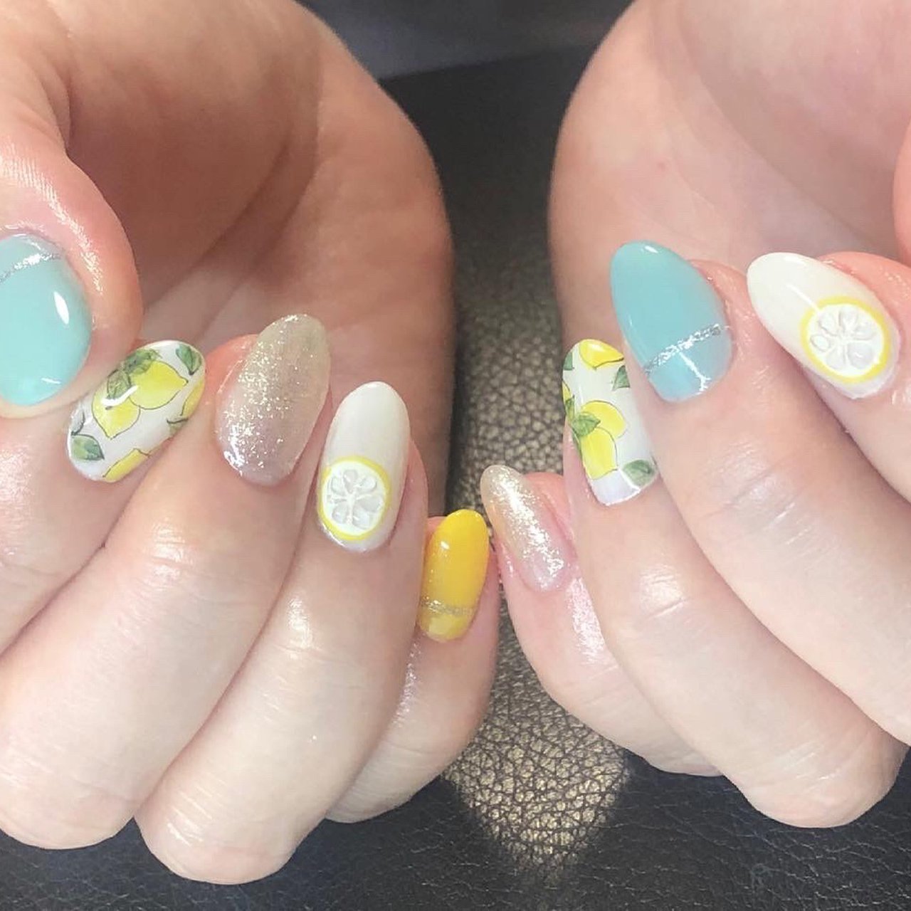 夏 ハンド ラメ ワンカラー フルーツ Ei Nailのネイルデザイン No ネイルブック