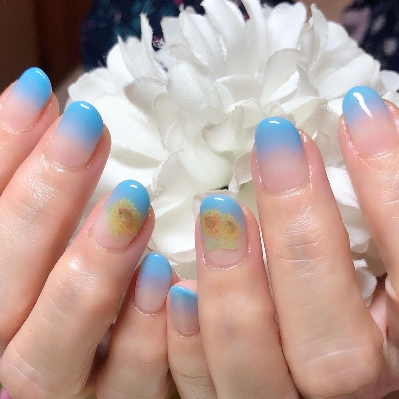 夏 ハンド シンプル グラデーション フラワー Nail Room Souvenirのネイルデザイン No ネイルブック