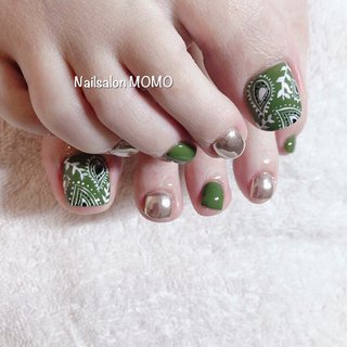 エスニック グリーン ペディキュアのネイルデザイン ネイルブック