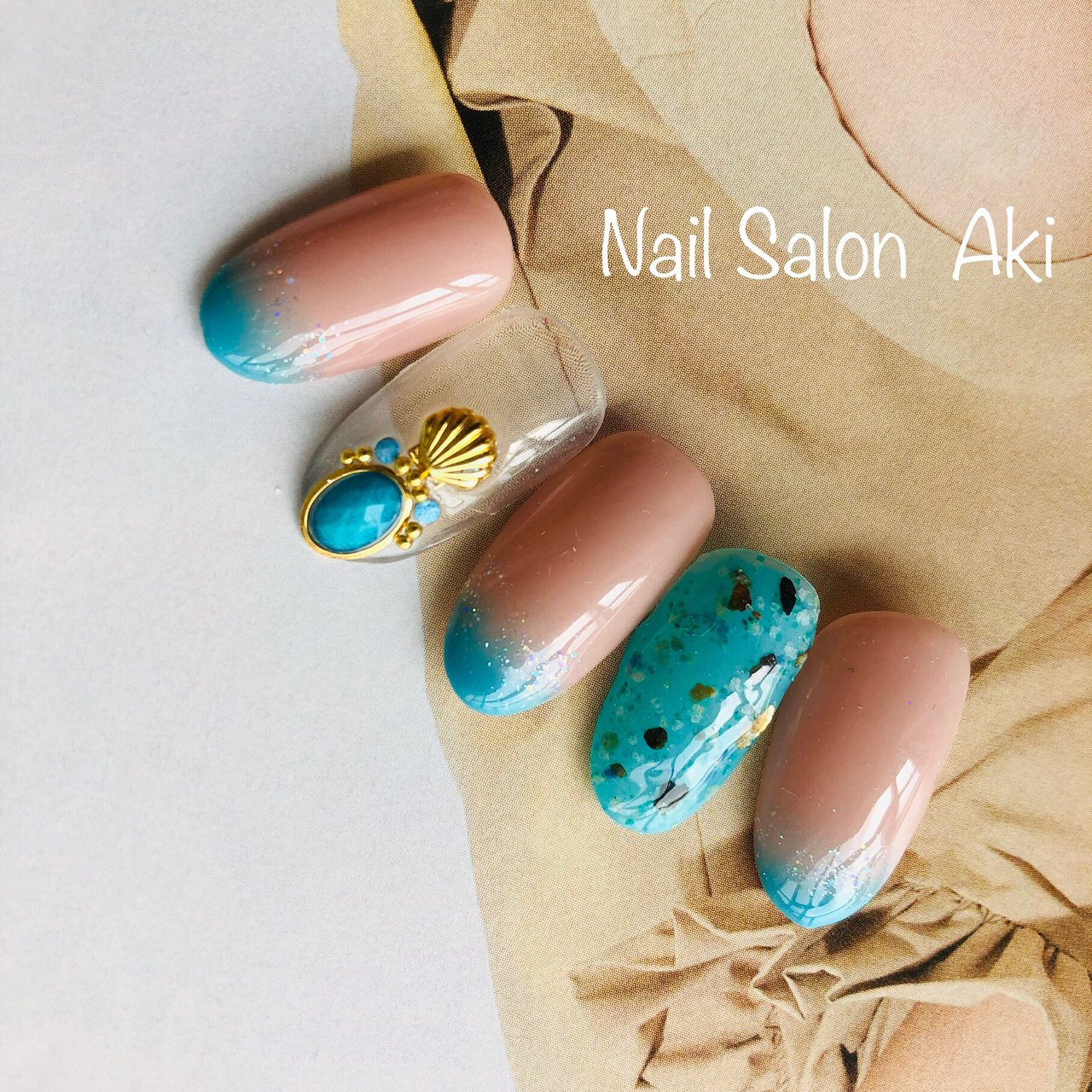 夏 ハンド シンプル グラデーション ラメ Nail Salon Akiのネイルデザイン No ネイルブック