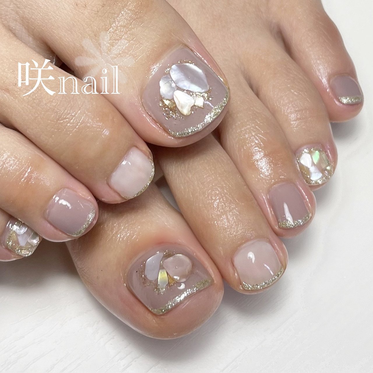 夏 リゾート オフィス デート フット 咲nail サキネイル のネイルデザイン No ネイルブック