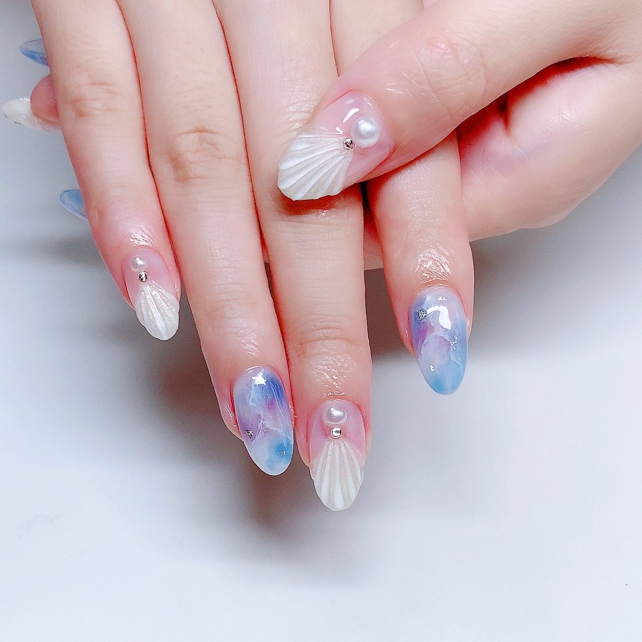 夏 旅行 海 リゾート フレンチ 涼子のネイルデザイン No ネイルブック