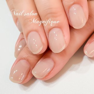 ワンカラー ベージュ 透け感のネイルデザイン ネイルブック