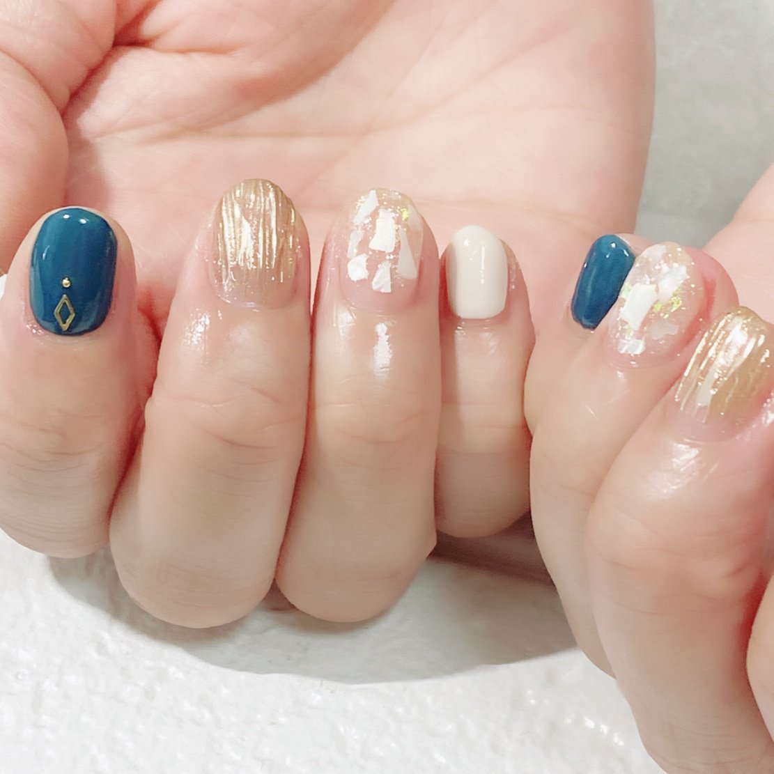 夏 ハンド シンプル ショート ベージュ 枚方長尾ネイルサロン Hia Nail Midoriのネイルデザイン No ネイルブック