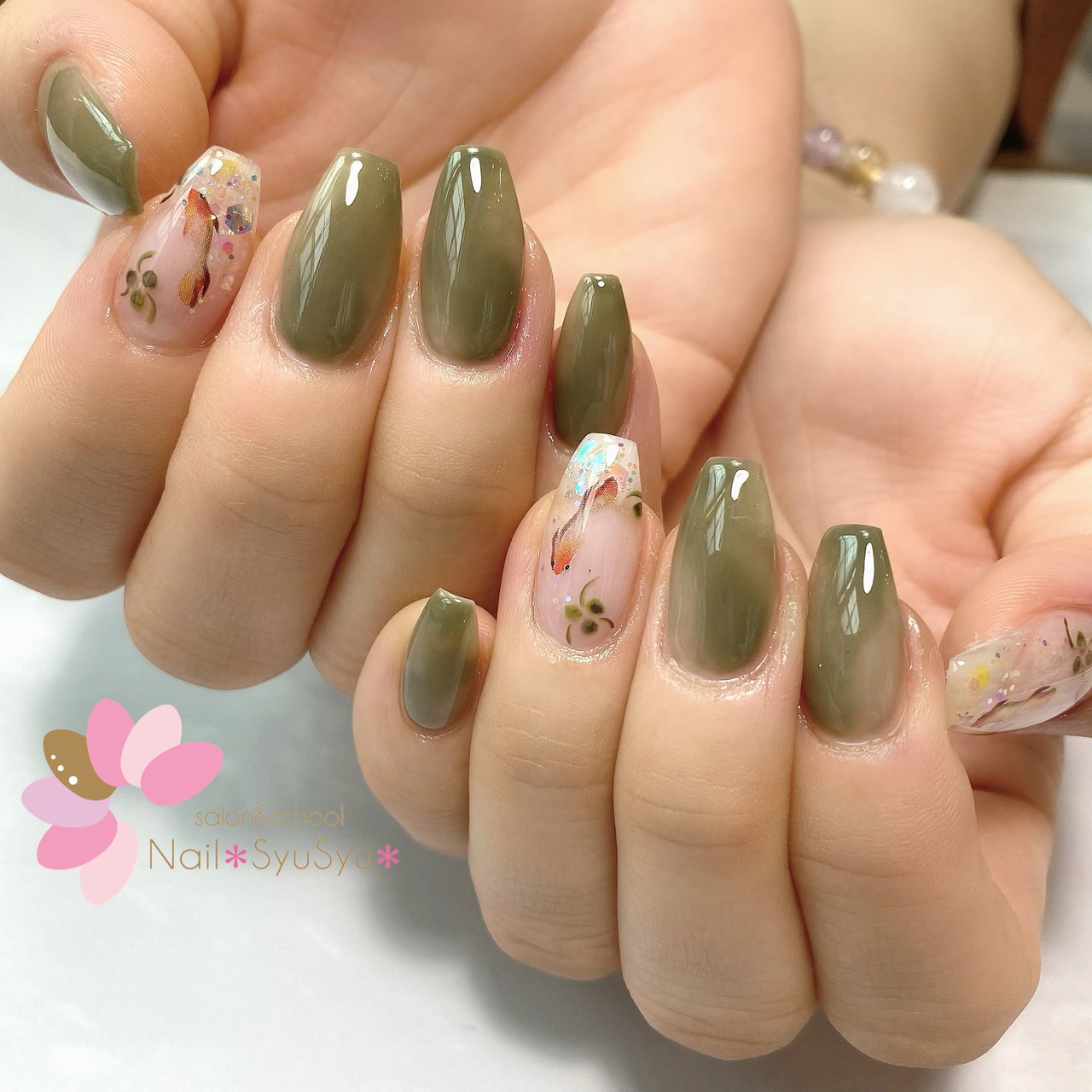 夏 浴衣 ハンド グラデーション ホログラム Nail Syusyu ネイルシュシュのネイルデザイン No ネイルブック