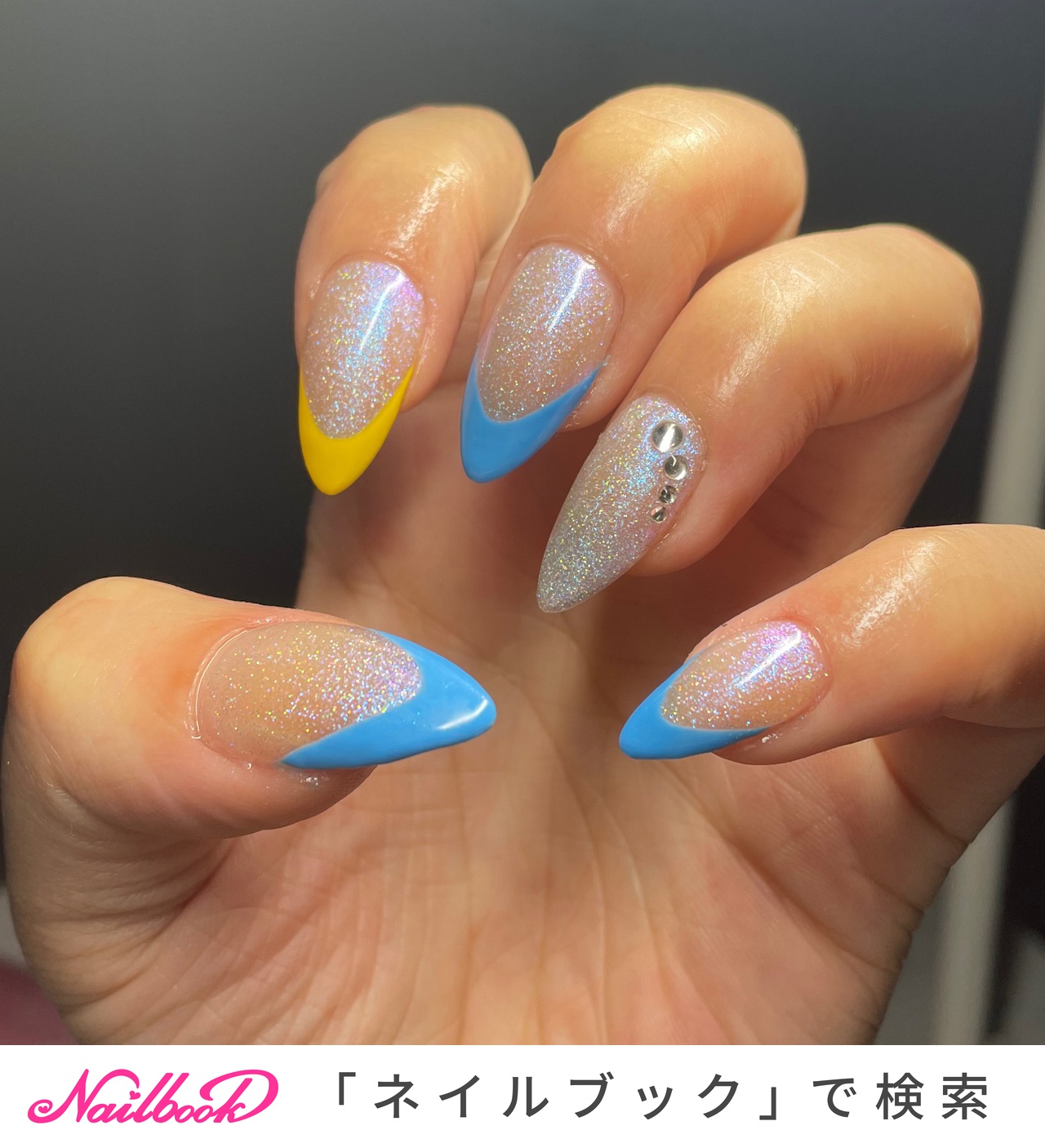 イエロー 水色 セルフネイルのネイルデザイン ネイルブック