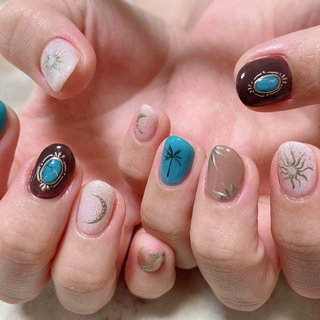 太陽と月のネイルデザイン ネイルブック