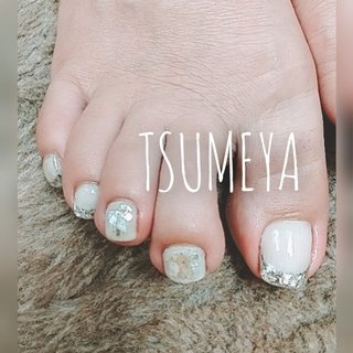フレンチ ペディキュアのネイルデザイン ネイルブック