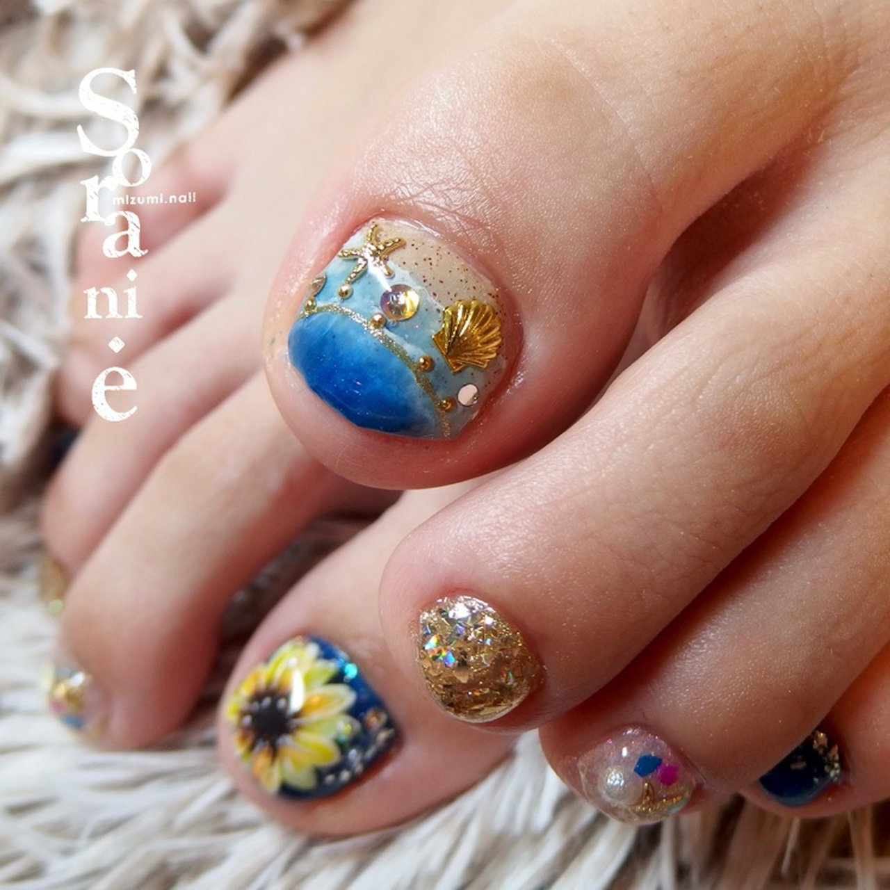 夏 海 リゾート フット グラデーション Mizumi Sorani E のネイルデザイン No ネイルブック