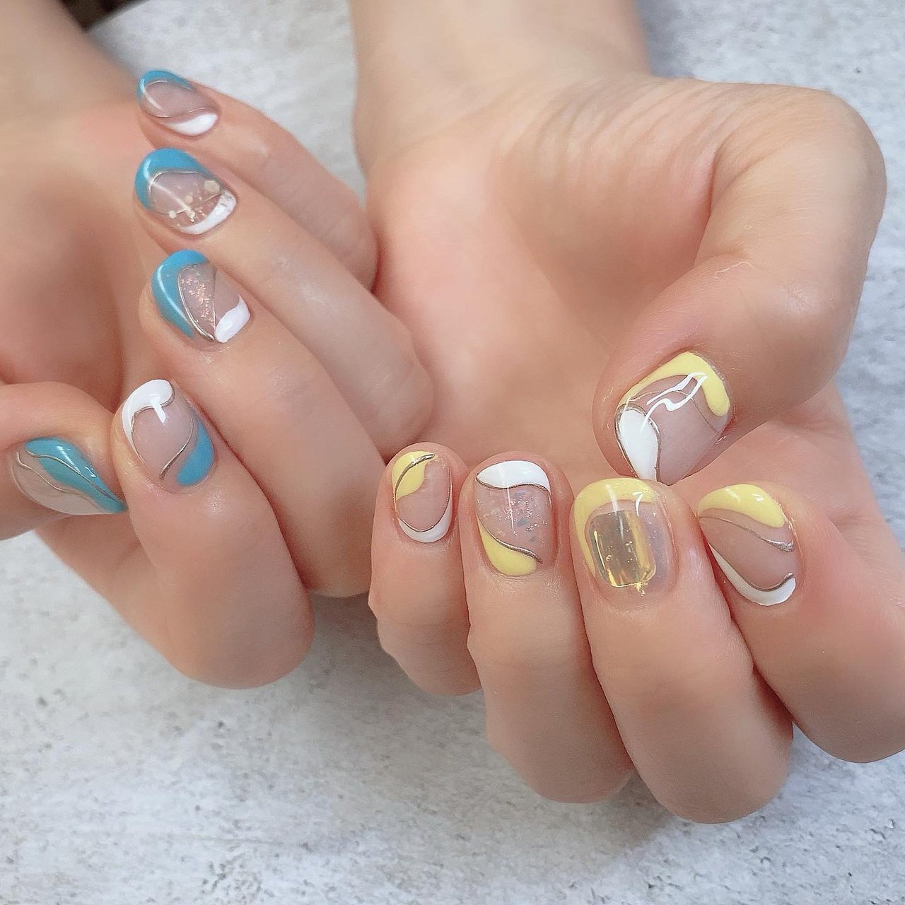 夏 ハンド シンプル 変形フレンチ くりぬき Lumianailのネイルデザイン No ネイルブック