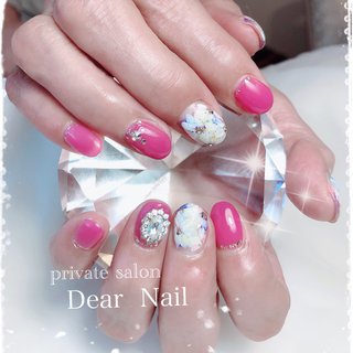 濃いピンクのネイルデザイン ネイルブック