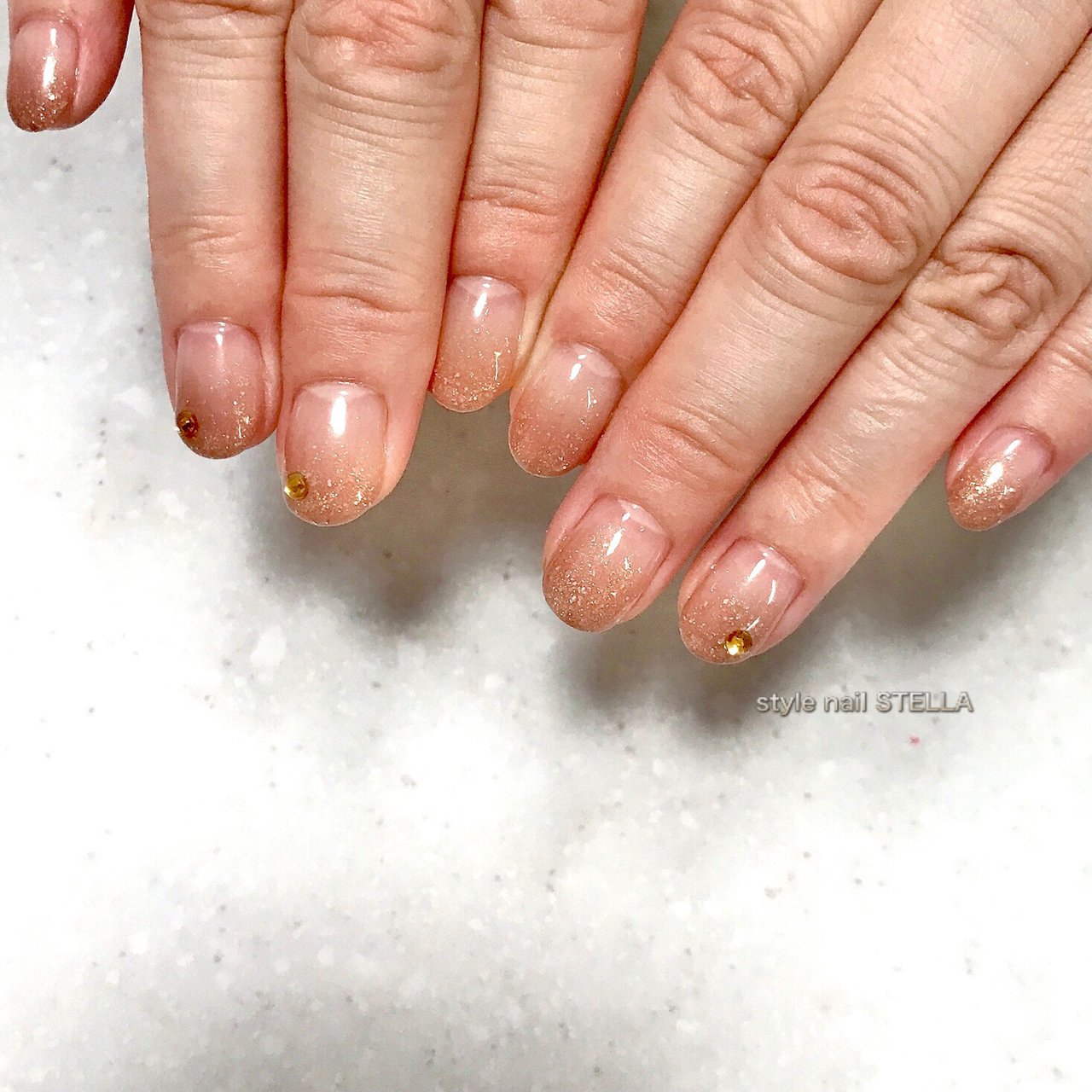 オールシーズン オフィス ハンド シンプル グラデーション Style Nail Stellaのネイルデザイン No ネイルブック