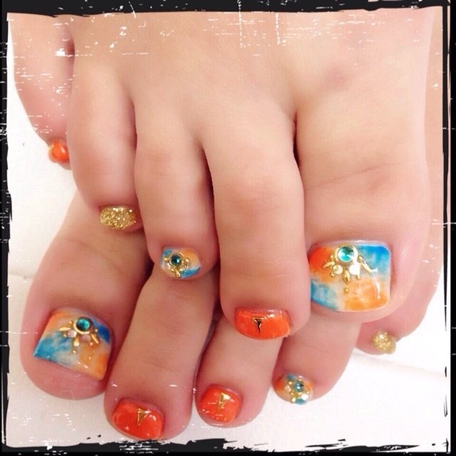 フット タイダイ オレンジ Nailsalon Angieのネイルデザイン No ネイルブック