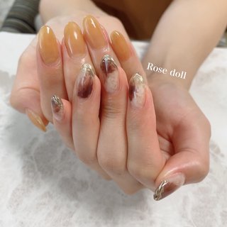 ニュアンス アシンメトリーネイルのネイルデザイン ネイルブック