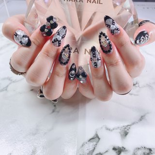 リボン モノトーンのネイルデザイン ネイルブック