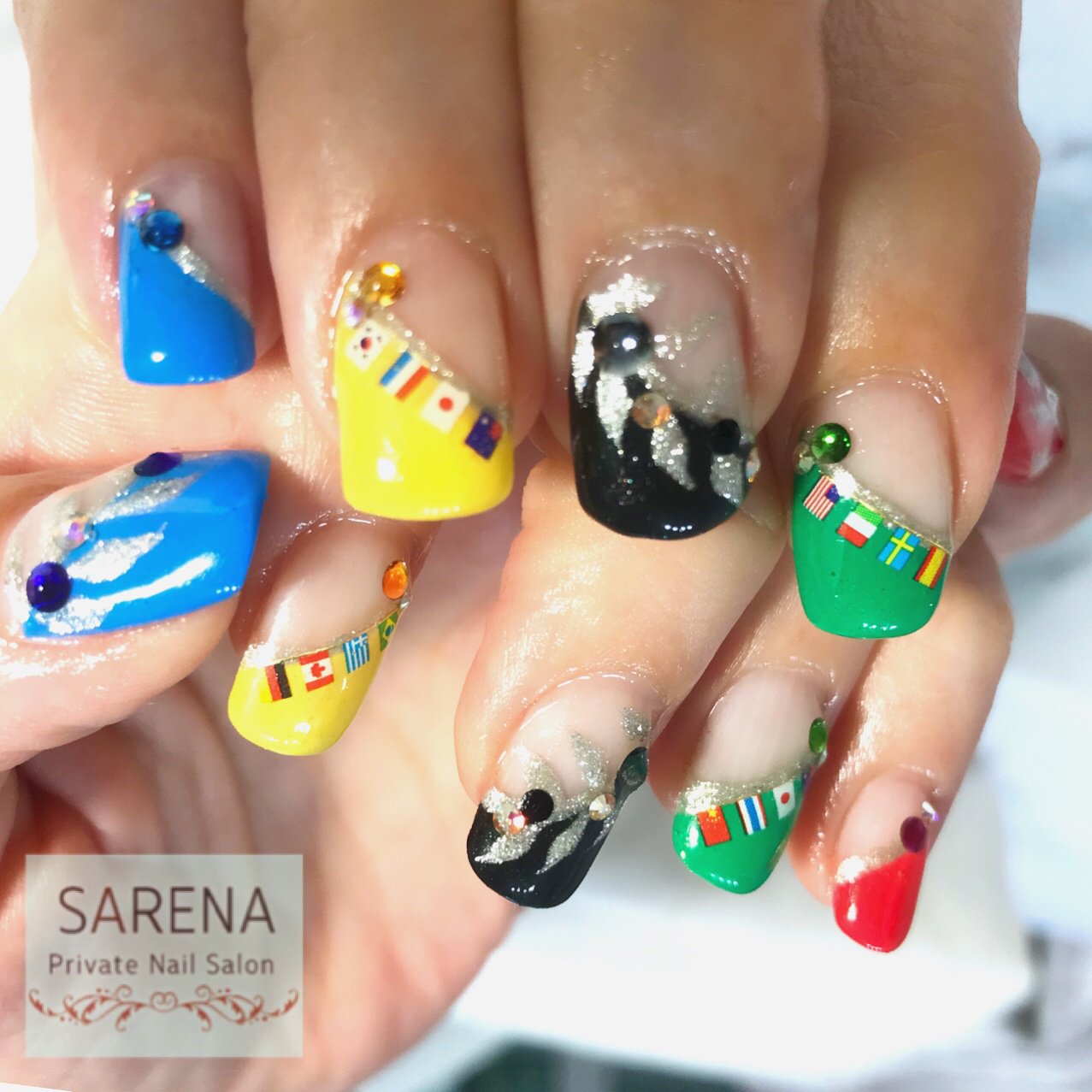 オールシーズン ライブ スポーツ ハンド 変形フレンチ Rie サレナネイル 川崎市武蔵小杉のネイルデザイン No ネイルブック