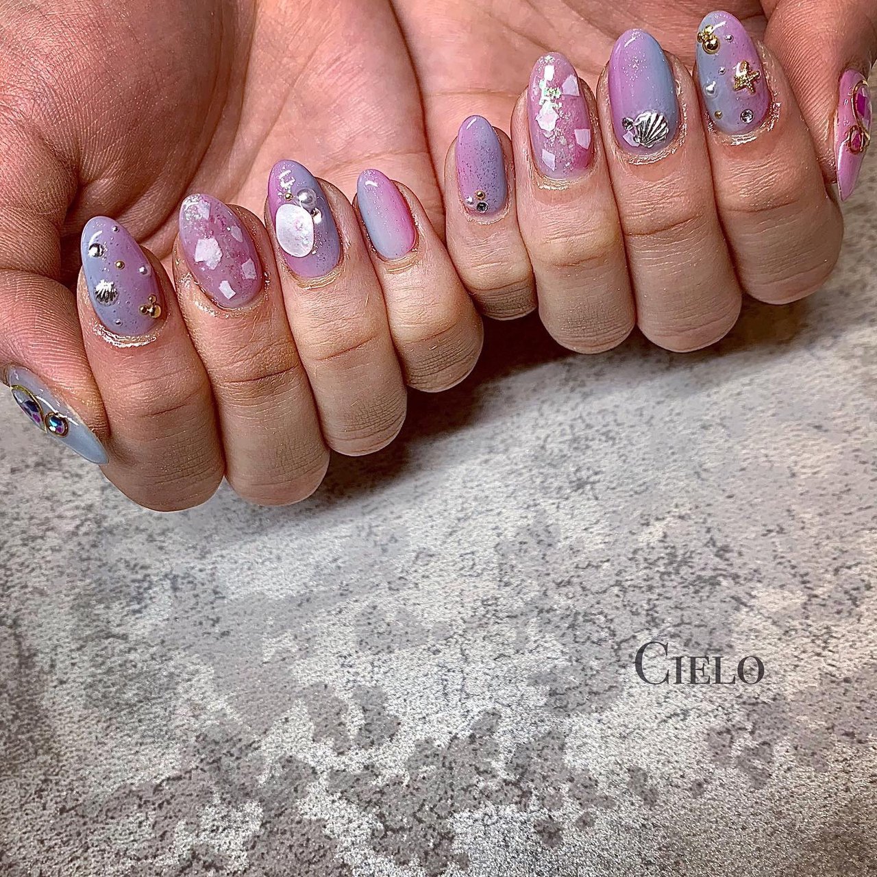夏 オールシーズン ハンド グラデーション シェル Nailsalon Cieloのネイルデザイン No ネイルブック