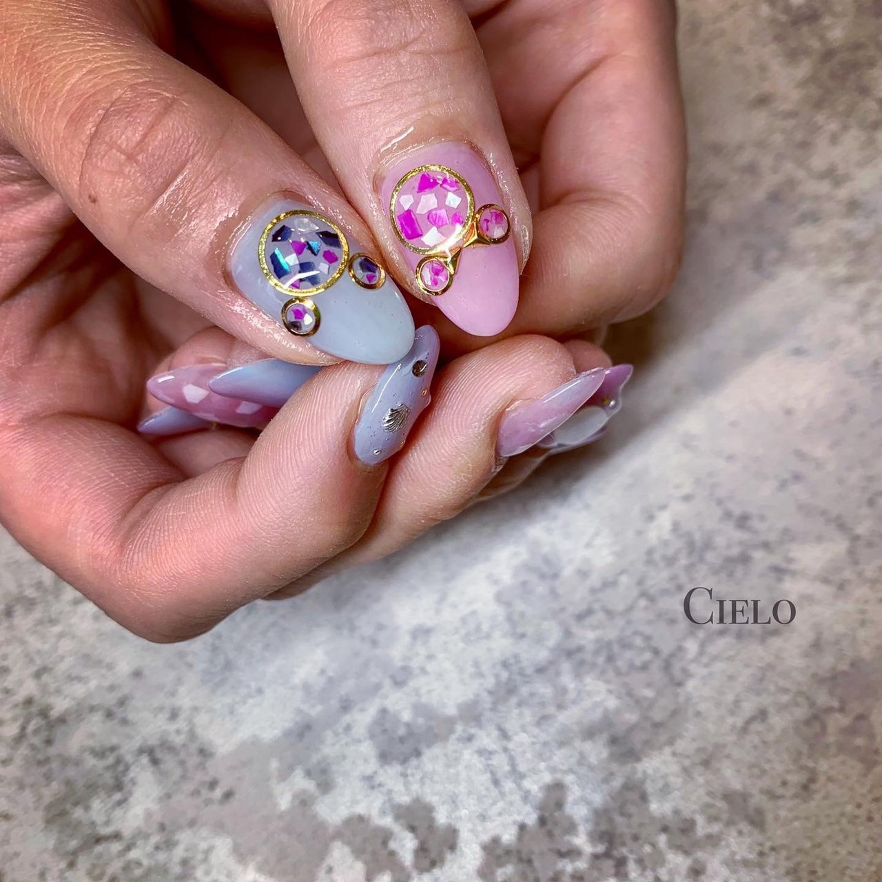 夏 オールシーズン ハンド グラデーション シェル Nailsalon Cieloのネイルデザイン No ネイルブック