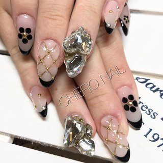 ブラック 黒 キラキラネイルのネイルデザイン ネイルブック