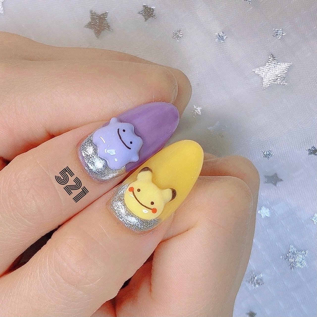 ハンド 痛ネイル キャラクター 3d イエロー Cony Nail 福岡薬院ネイルのネイルデザイン No ネイルブック