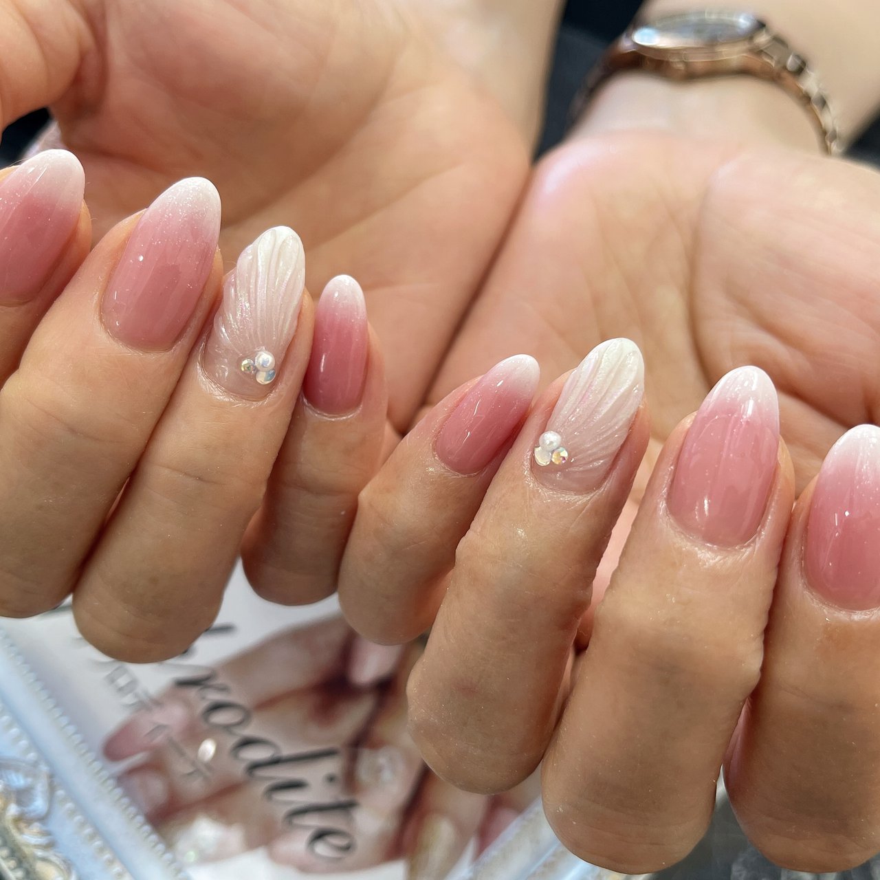 夏 オールシーズン オフィス デート シンプル Aphrodite Nailのネイルデザイン No ネイルブック