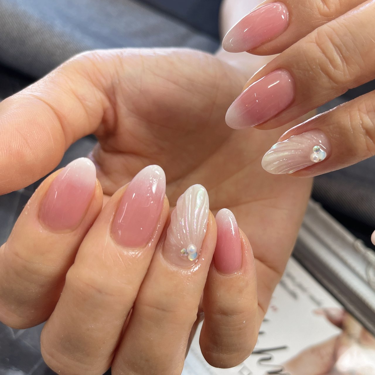夏 オールシーズン オフィス デート シンプル Aphrodite Nailのネイルデザイン No ネイルブック