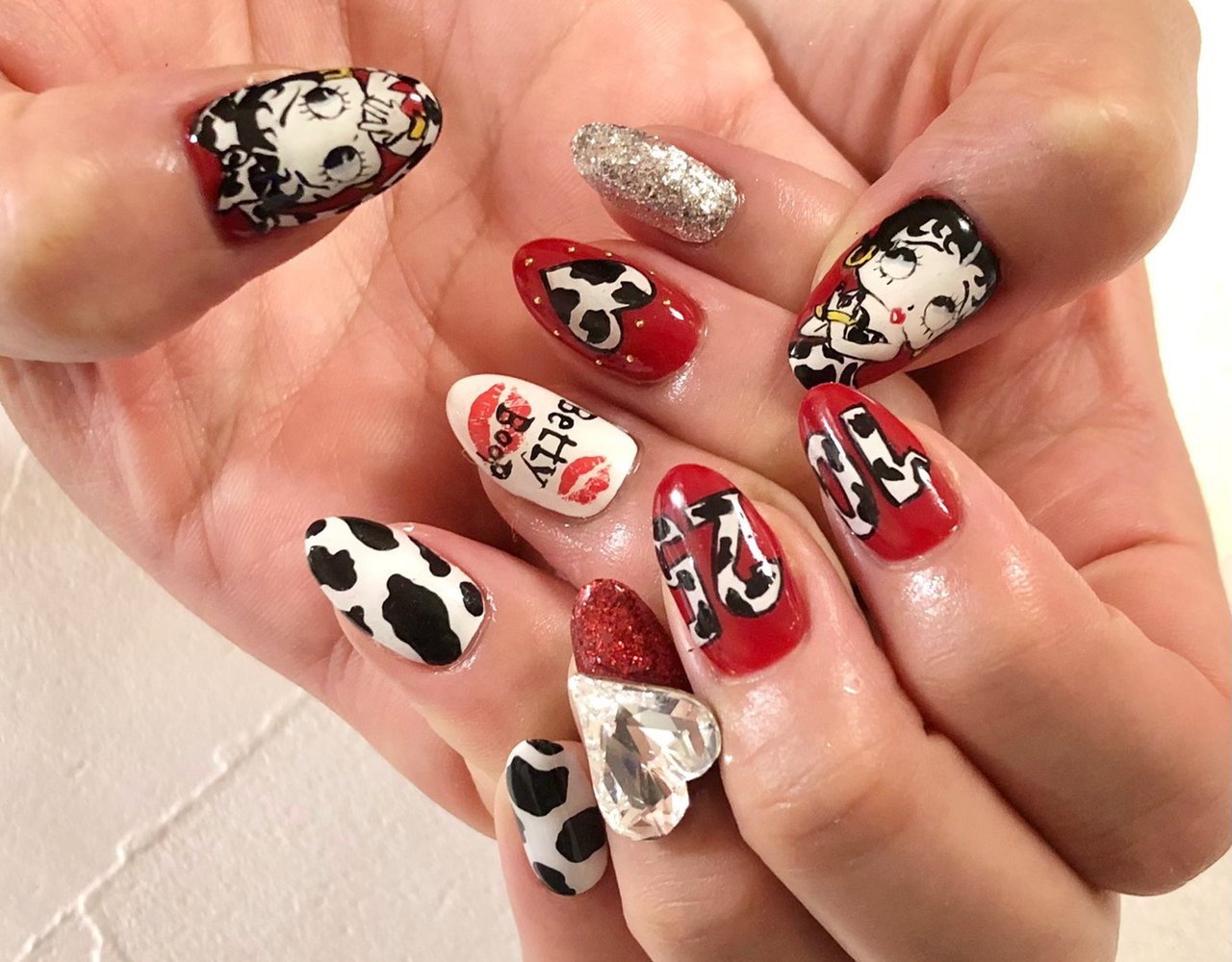 オールシーズン/旅行/ライブ/パーティー/ハンド - NailsalonLagoの