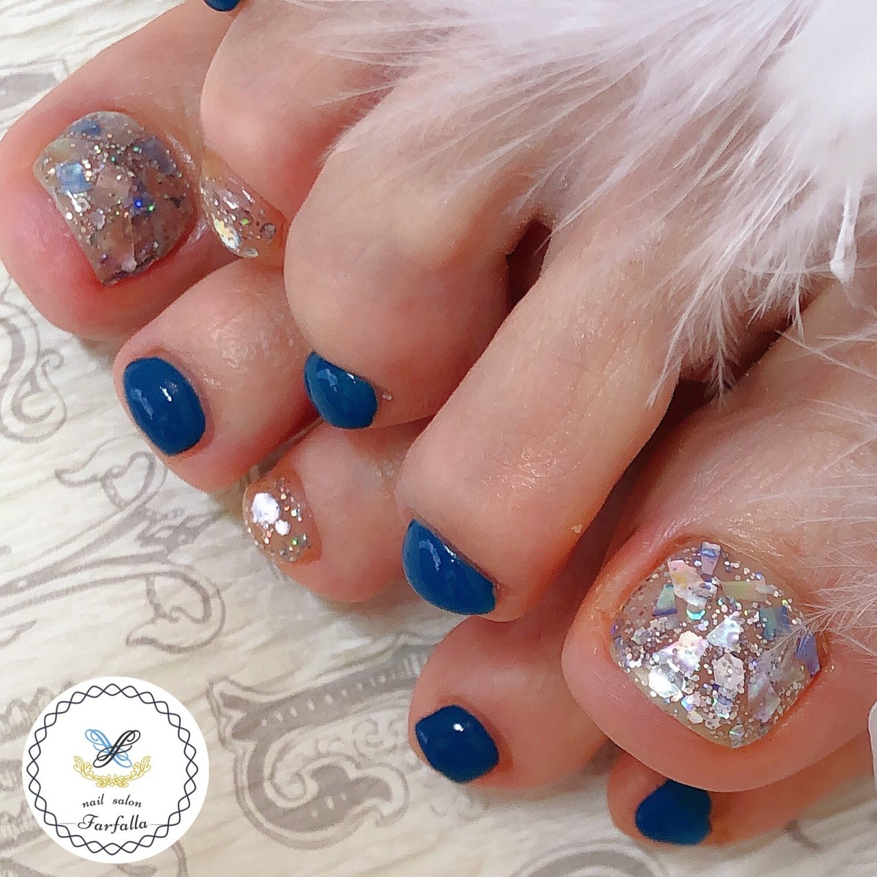 夏 フット シンプル ラメ シェル 広島ネイルサロンfarfalla Kieのネイルデザイン No ネイルブック